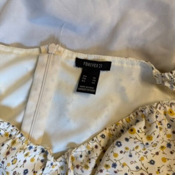 White floral loose dress - Picture 5 of 5